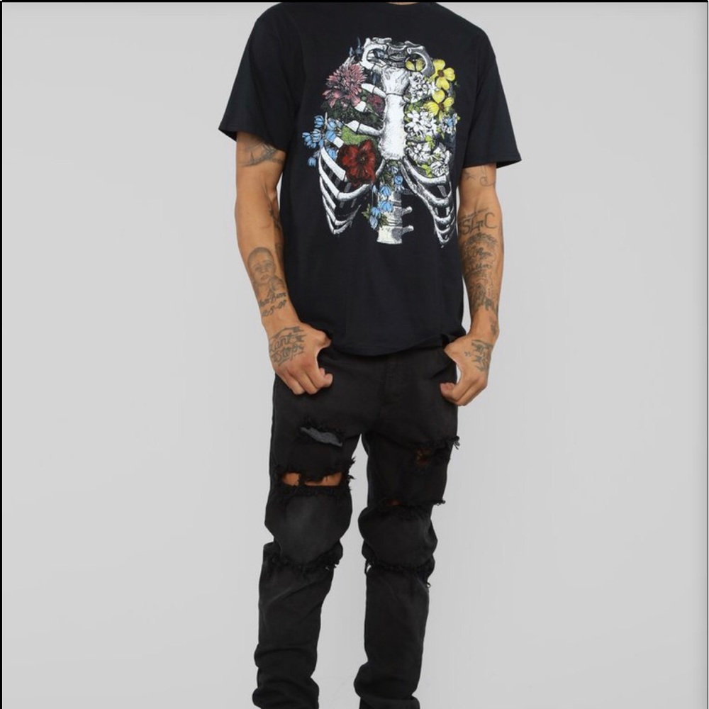 🎉HP🎉 🆕 Men’s Graphic Tee[Price Firm] - Picture 3 of 3